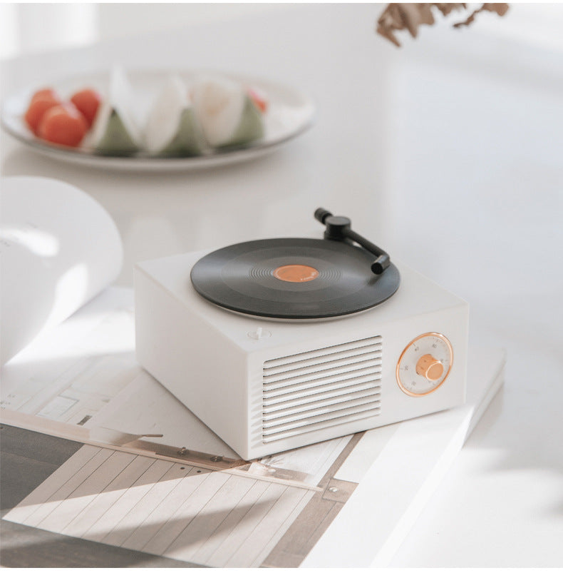 Retro Mini Bluetooth Phonograph Speaker